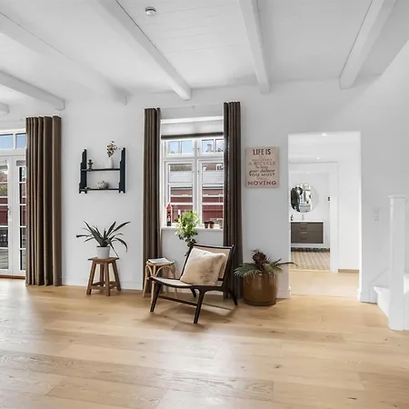 Alexi - 500m From The Sea By Interhome Feriehus